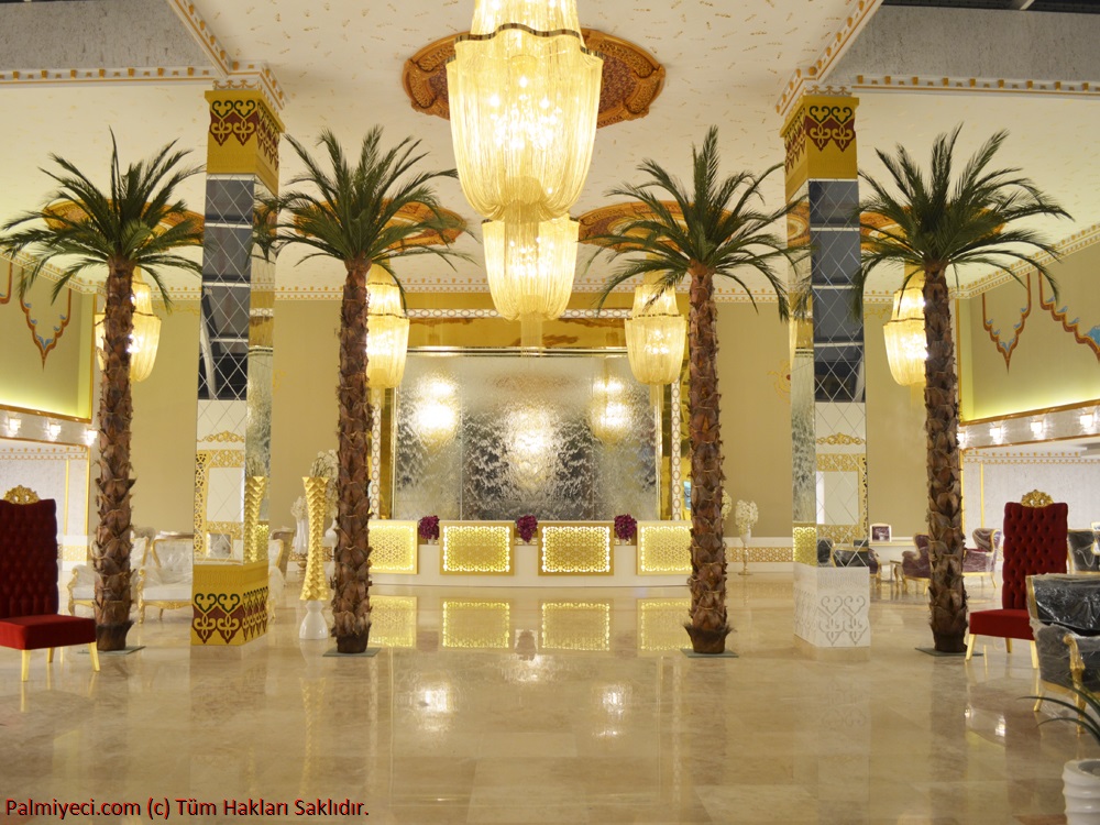 Delta Deluxe İstanbul Residance - Lobby Palm Work